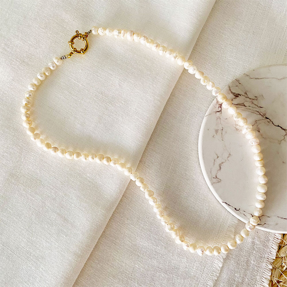 C064 COLLAR PERLAS MINI CORTO 1